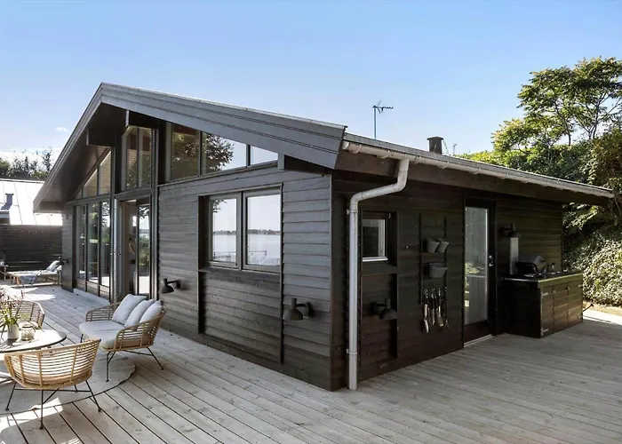 Holiday home Fy325-munkebo-kamsbjerghuse-1-b