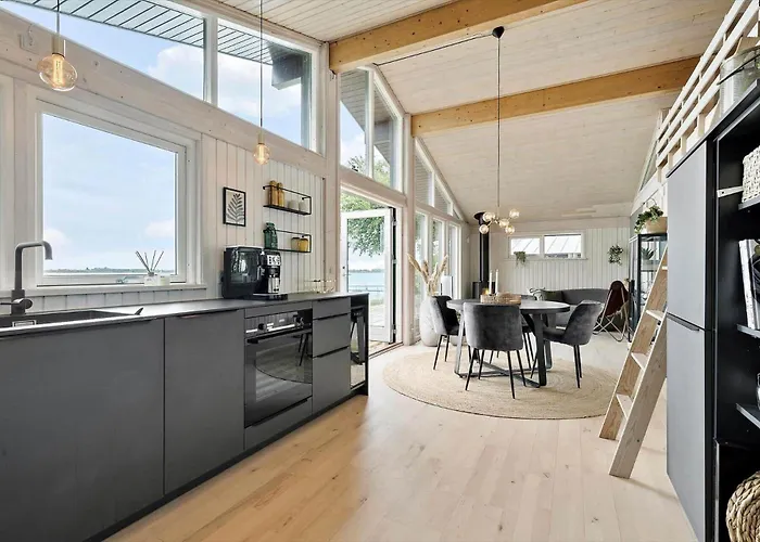 Holiday home Fy325-munkebo-kamsbjerghuse-1-b