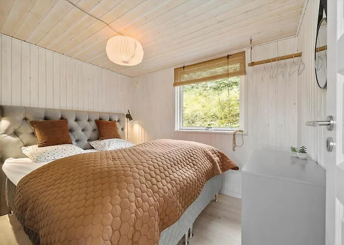 Fy325-munkebo-kamsbjerghuse-1-b * Munkebo